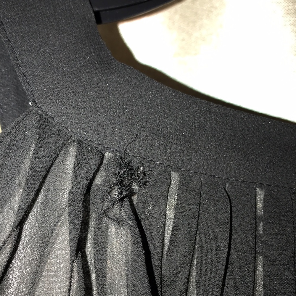 Dress - Picture 6 of 7